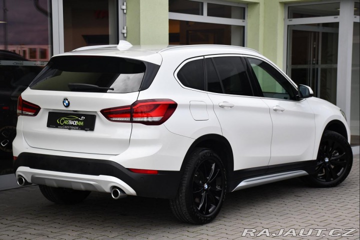 BMW X1 xDrive20D REZERVACE 2021