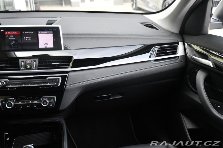 BMW X1 xDrive20D REZERVACE 2021