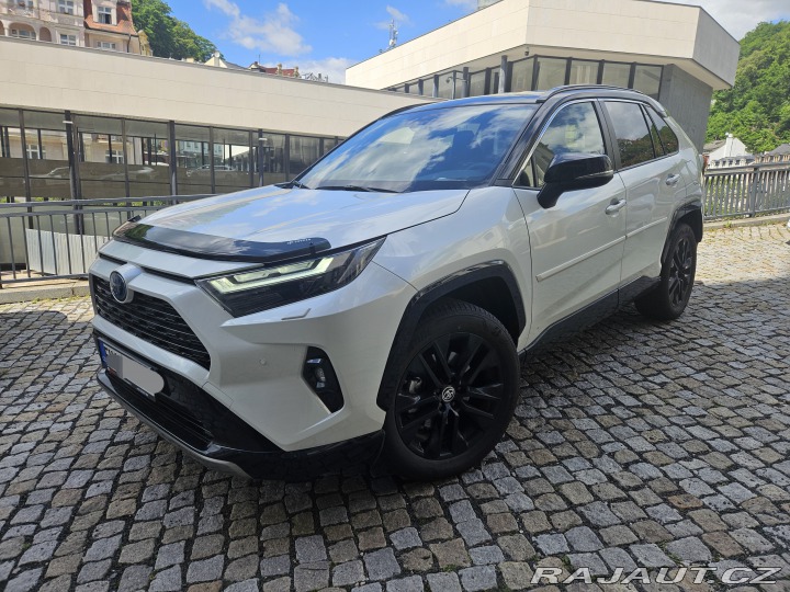 Toyota RAV4 Selection 2024