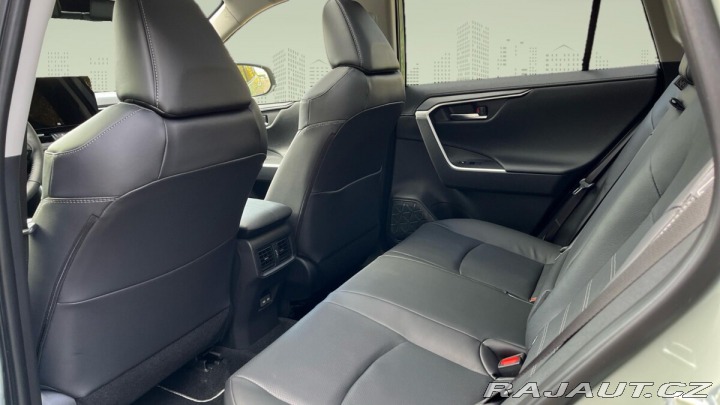 Toyota RAV4 2,5 Hybrid CVT 4x4 Execut 2025