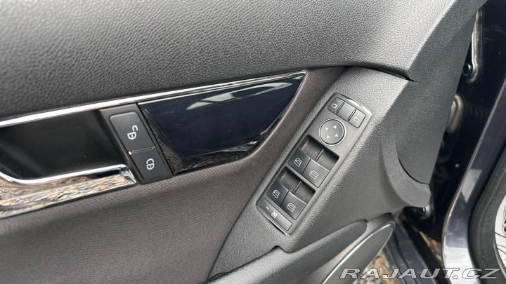 Mercedes-Benz C C 180K 115kW *Kompressor* 2008