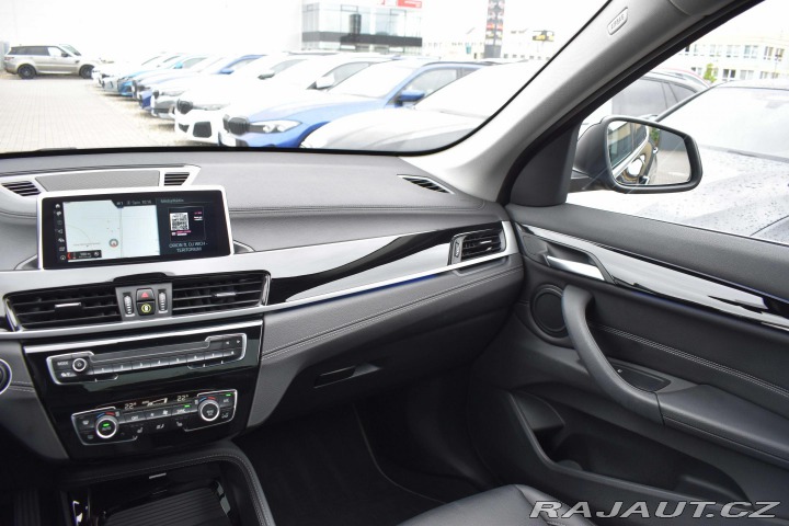 BMW X1 xDrive20d TAŽNÉ*REZERVACE 2021