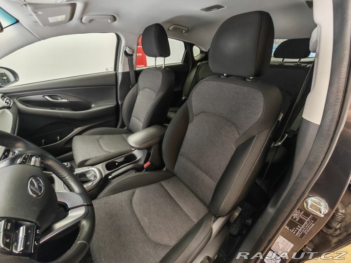 Hyundai i30 2022