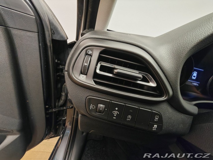 Hyundai i30 2022