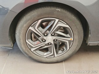 Hyundai i30  2022