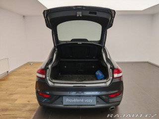 Hyundai i30  2022