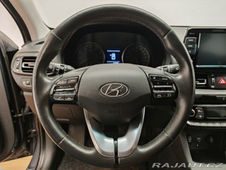 Hyundai i30  2022
