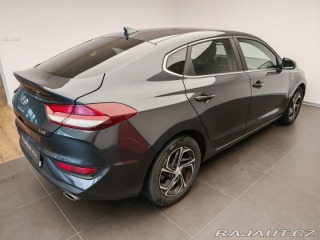 Hyundai i30  2022