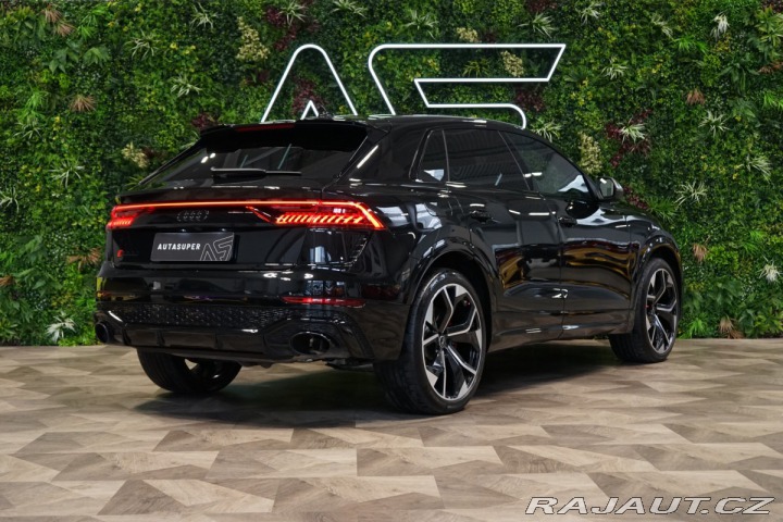 Audi RS Q8 MATRIX*MASÁŽ*PPF*ZÁRUKA*H 2023
