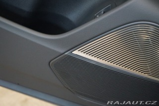 Audi RS Q8 MATRIX*MASÁŽ*PPF*ZÁRUKA*H 2023