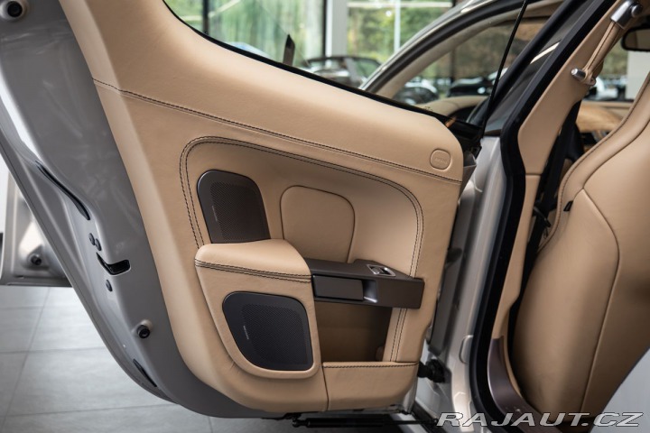 Aston Martin Rapide 1800