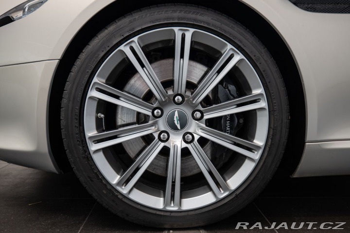 Aston Martin Rapide 2010