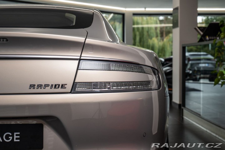 Aston Martin Rapide 1800