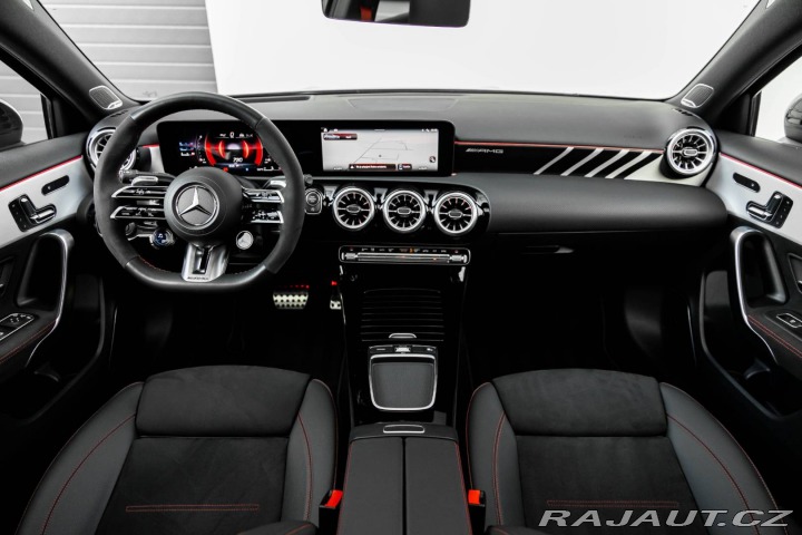 Mercedes-Benz A Mercedes-AMG 45 S mHEV 2023