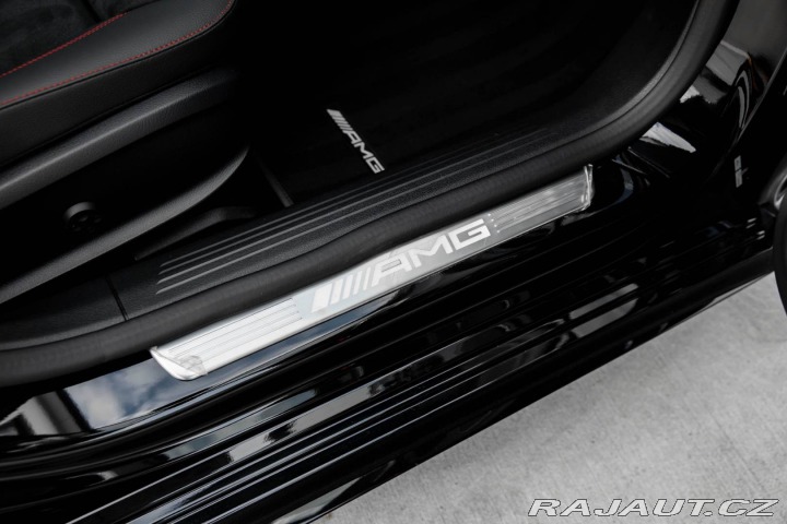 Mercedes-Benz A Mercedes-AMG 45 S mHEV 2023