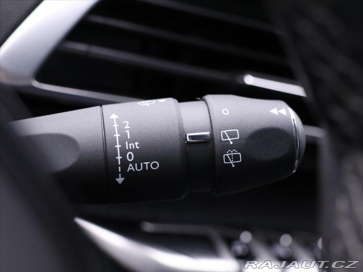 Peugeot 3008 1,2 PT 96kW Navi Kůže All 2021