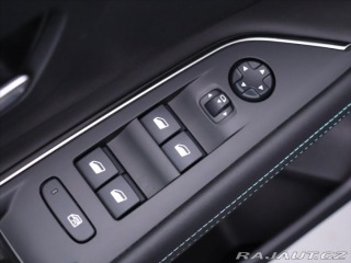 Peugeot 3008 1,2 PT 96kW Navi Kůže All 2021