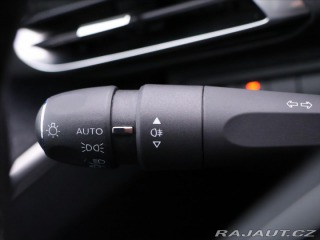 Peugeot 3008 1,2 PT 96kW Navi Kůže All 2021