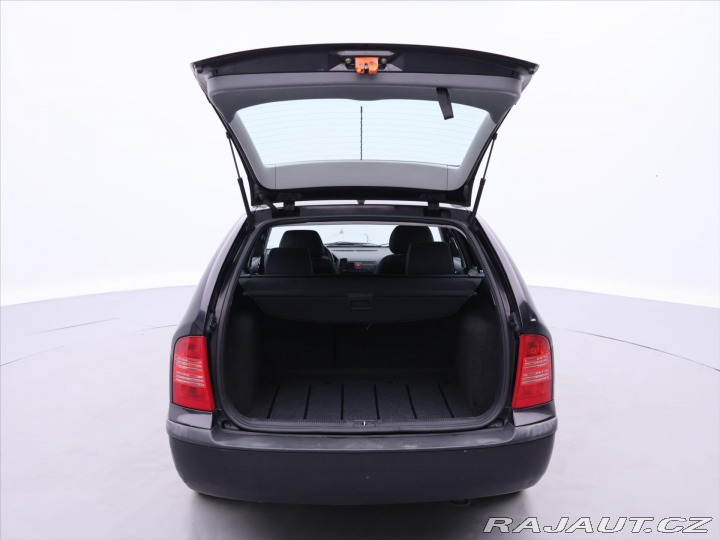 Škoda Octavia 1,6 i 75kW Ambiente Klima 2003