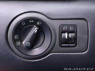 Škoda Octavia 1,6 i 75kW Ambiente Klima 2003