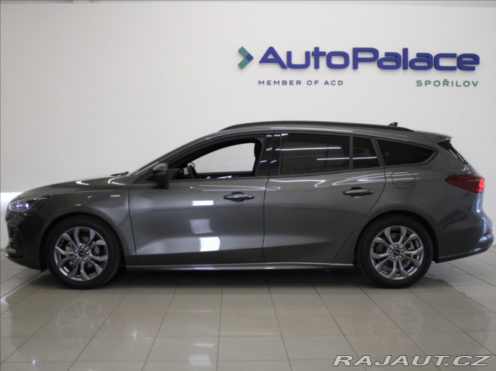 Ford Focus 1,0 EB 115kW AT ST-Line P 2023