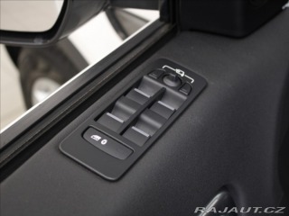 Land Rover Discovery Sport 2,0 D150 4x4 AT Tažné 92t 2017