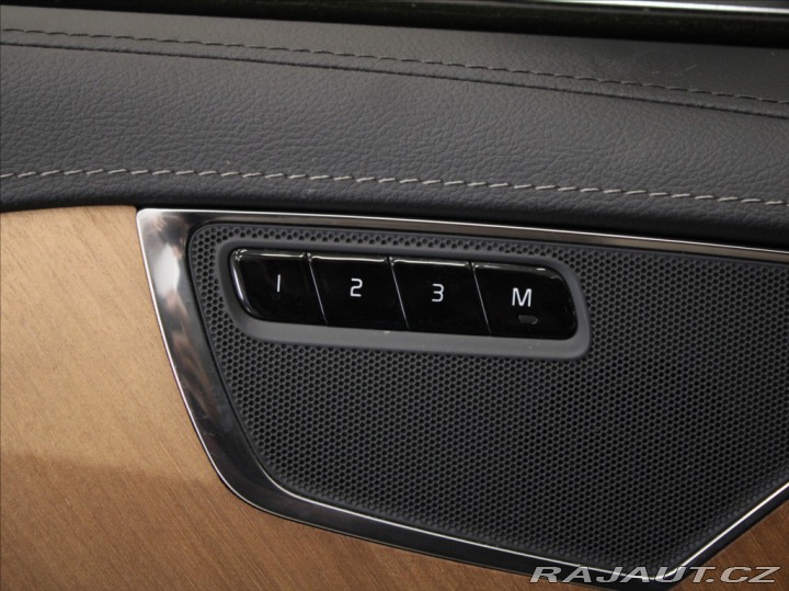 Volvo XC90 2,0 B5 AWD Insc. Akční CE 2022