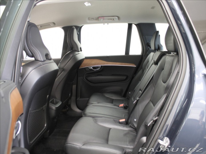 Volvo XC90 2,0 B5 AWD Insc. Akční CE 2022