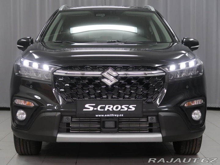Suzuki S-Cross 1,4 Elegance 4x4. Zimní k 2026