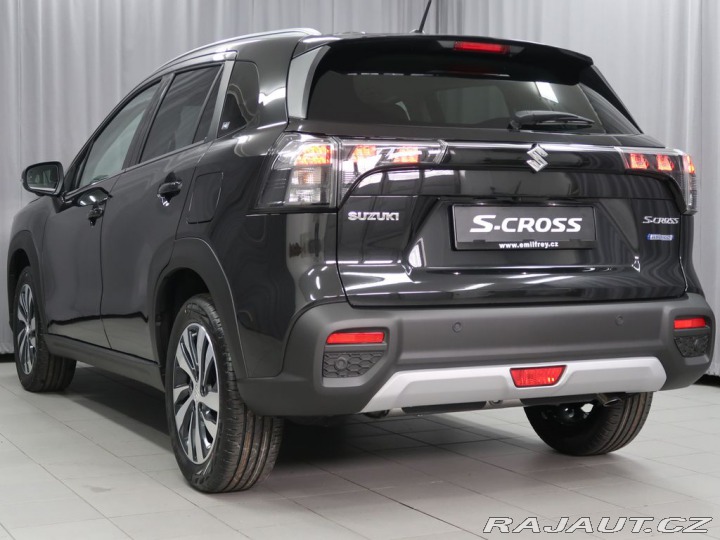 Suzuki S-Cross 1,4 Elegance 4x4. Zimní k 2026