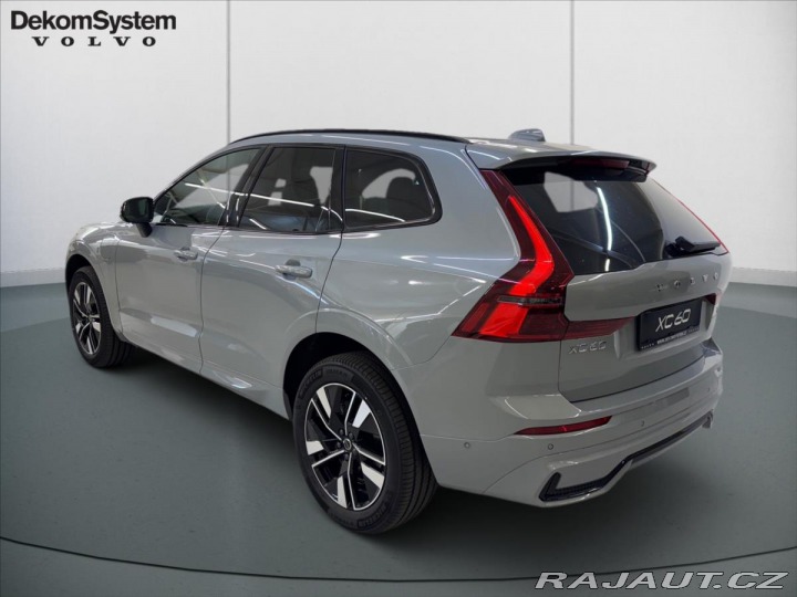 Volvo XC60 2,0 T6 AWD Plus Dark 6887 2025