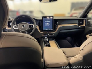Volvo XC60 2,0 T6 AWD Plus Dark 6887 2025
