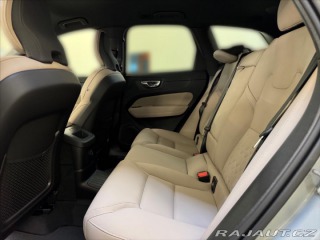 Volvo XC60 2,0 T6 AWD Plus Dark 6887 2025