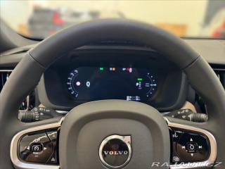Volvo XC60 2,0 T6 AWD Plus Dark 6887 2025