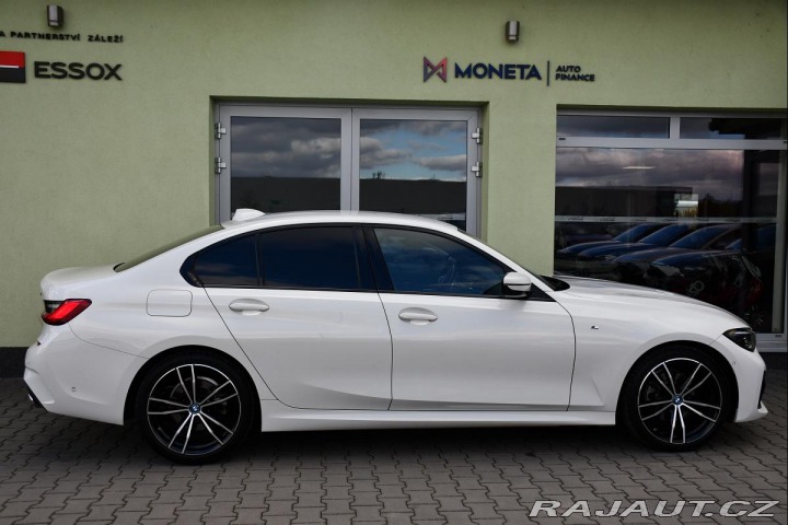 BMW 3 320d xD M-SPORT ČR 2021