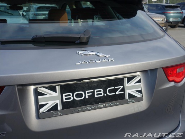 Jaguar F-Pace 3,0 d Portfolio,1Maj,ČR,D 2019