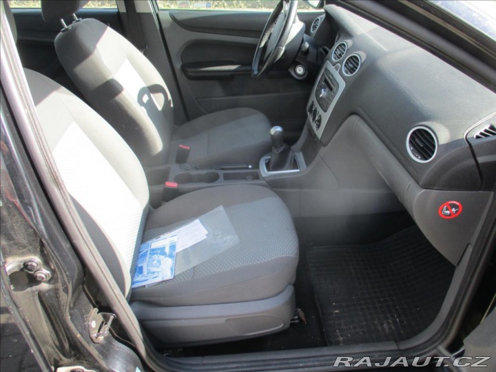 Ford Focus 1,6 i 74kw Trend Tempomat 2007