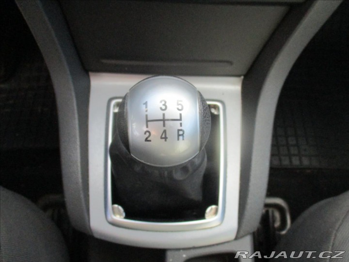 Ford Focus 1,6 i 74kw Trend Tempomat 2007