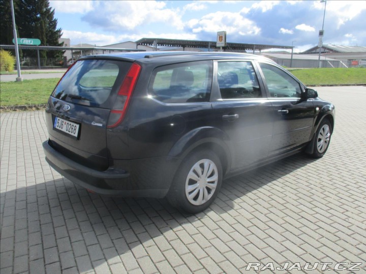 Ford Focus 1,6 i 74kw Trend Tempomat 2007
