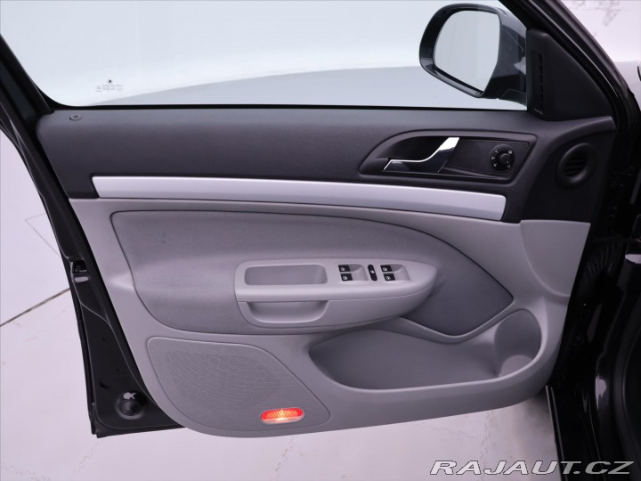 Škoda Octavia 1,6 TDI Aut.Klima Tažné 2010