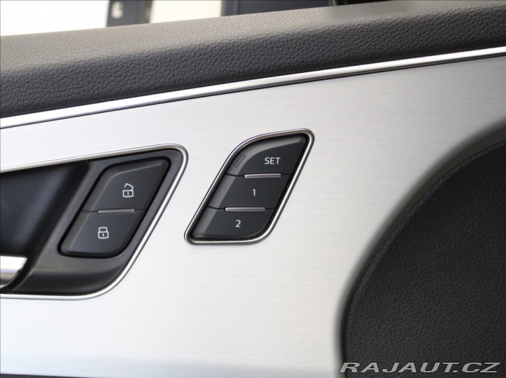 Audi Q7 3,0 50TDi S-Line VZDUCH 9 2021