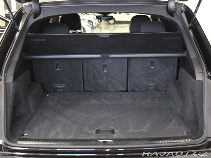 Audi Q7 3,0 50TDi S-Line VZDUCH 9 2021
