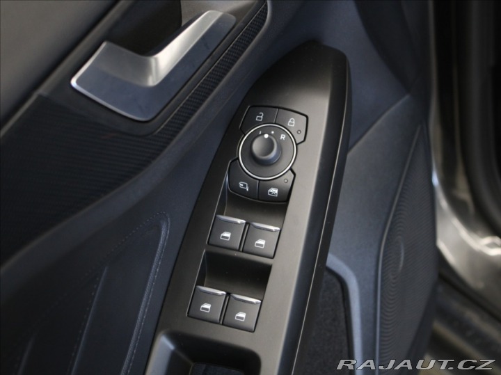 Ford Focus 1,0 EB 115kW AT ST  PANO. 2023