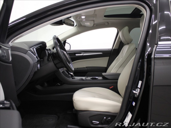 Ford Mondeo 2,0 EB 177kW AT PANO.Kůže 2017