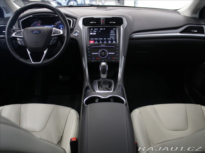 Ford Mondeo 2,0 EB 177kW AT PANO.Kůže 2017