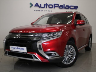 Mitsubishi Outlander 2,4 PHEV 165kW 4x4 Instyl