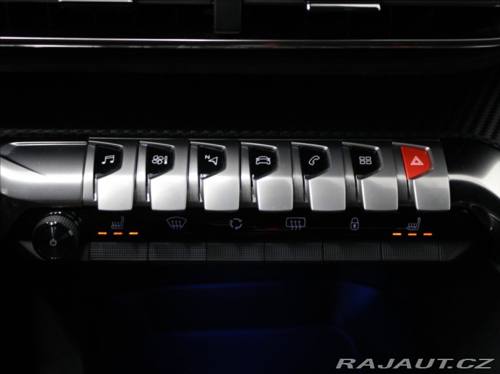 Peugeot 3008 1,5 HDi 96kW AT Allure ČR 2024