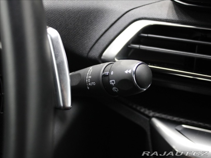 Peugeot 3008 1,5 HDi 96kW AT Allure ČR 2024