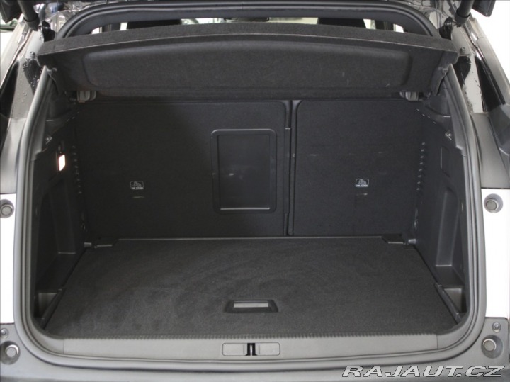 Peugeot 3008 1,5 HDi 96kW AT Allure ČR 2024