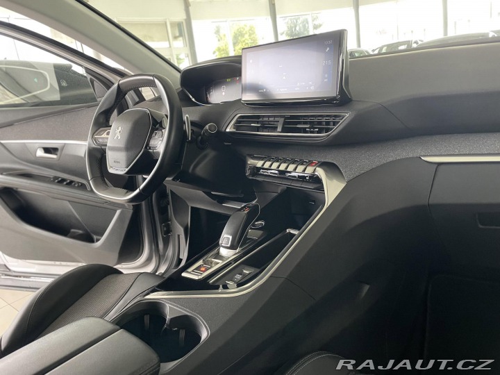 Peugeot 5008 1,5BlueHDi AT8*REZERVACE! 2021